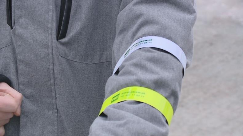 PKS rozdaje odblaski-gratisy do biletu