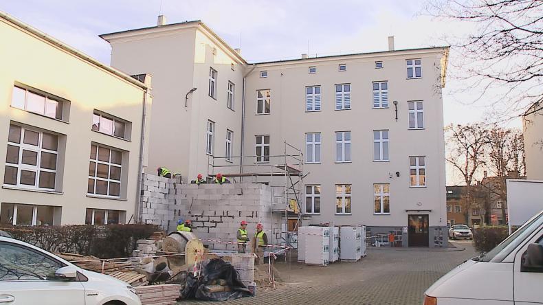 Akt wmurowany. Powiększają Wejherowskiego „Medyka”